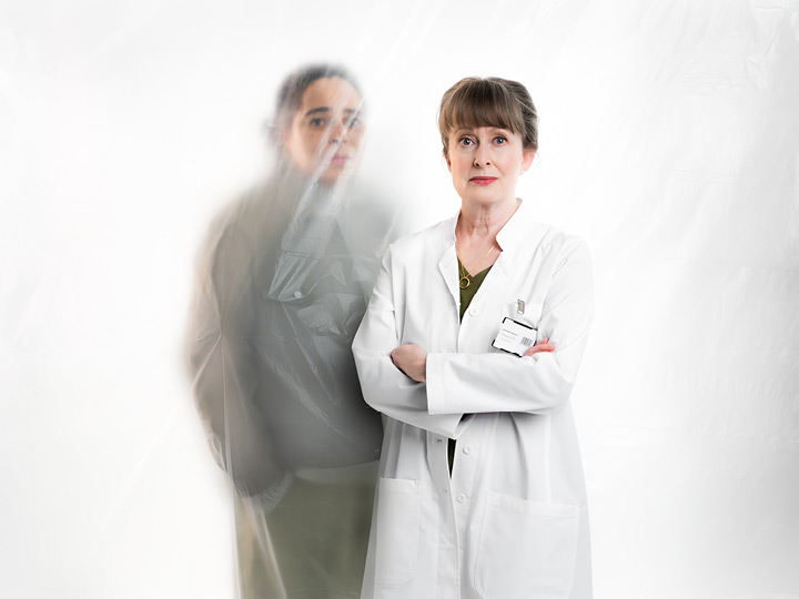 Anna Hultin och Izabella Sterling